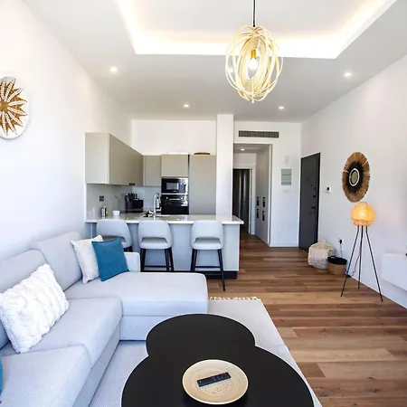 Apartman Aqualina C2-4 By Holidaykeys