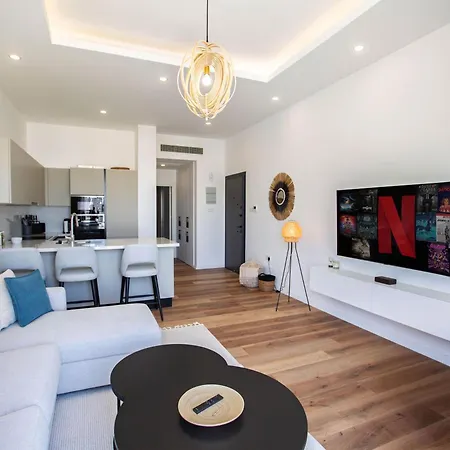 Apartman Aqualina C2-4 By Holidaykeys